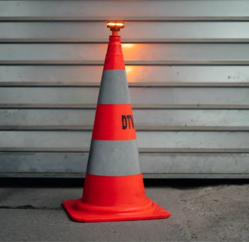 Support pour cône de signalisation